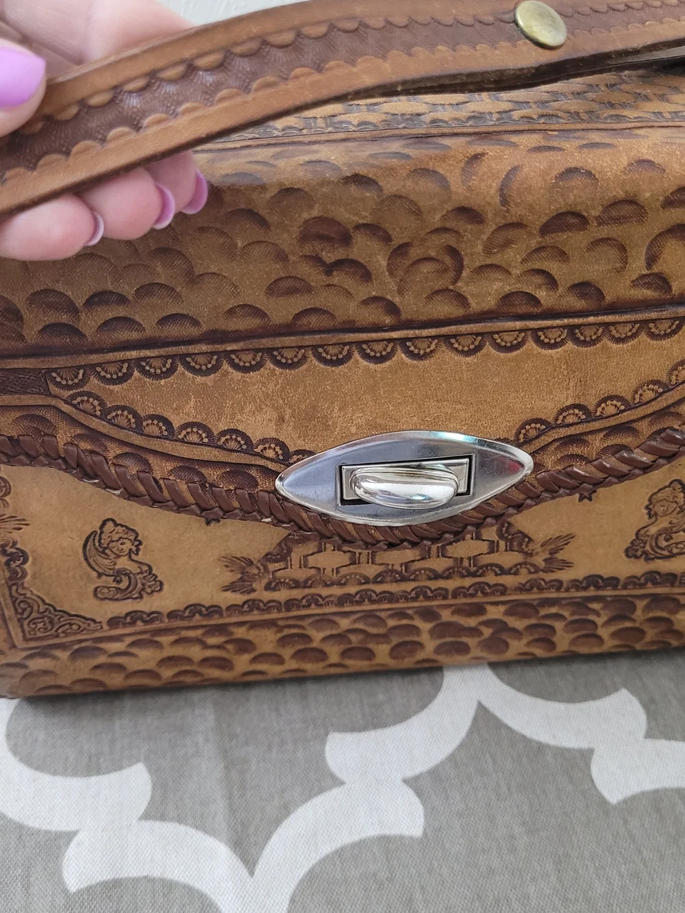 Vintage Handcrafted Brown Tooled Leather Women's Shoulder Bag